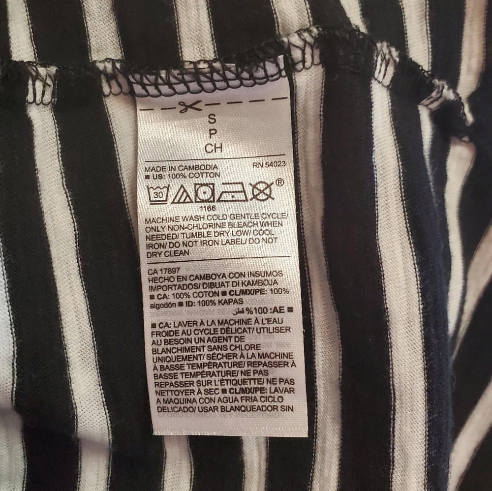 NWT Old Navy striped tee - Picture 4 of 5
